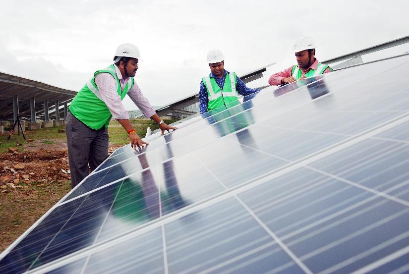 How Solar Energy Creates Jobs and Boosts the Economy